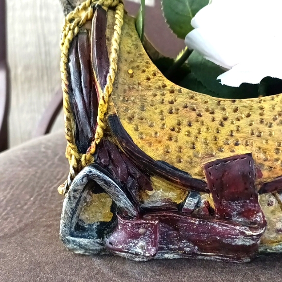 RARE vintage SADDLE planter - do you see ladybug? - Picture 4 of 12